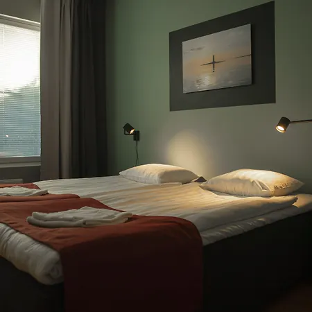 호텔 Strandnaes 3*