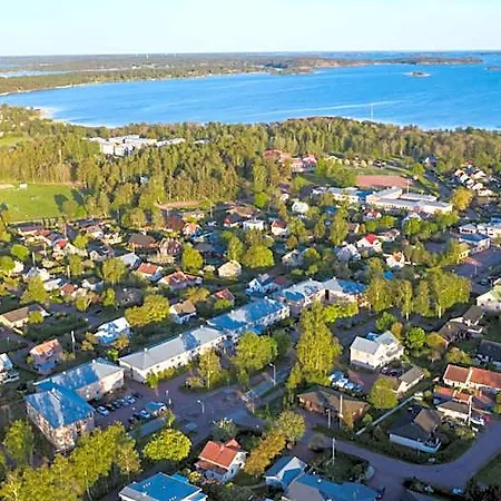 Strandnaes Hotel 3*