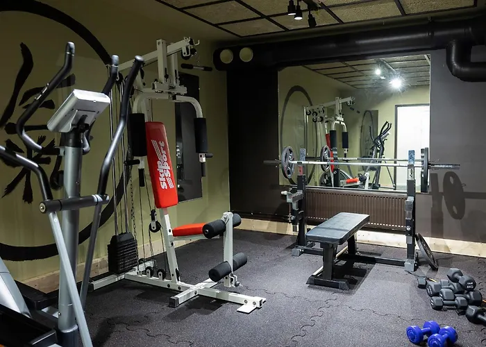 Hotell Strandnäs 3*